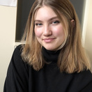 Farbportrait von Anna Holzer